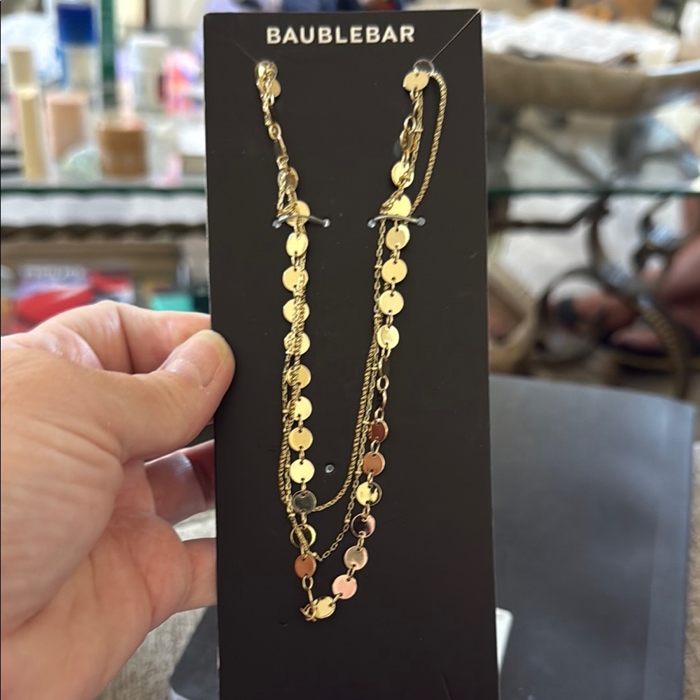 BaubleBar Gold Disc Necklace Elegant Chain Design